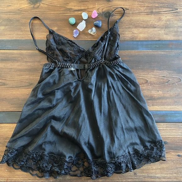 Frederick’s of Hollywood Sheer Sexy Black Nighty - Picture 1 of 9